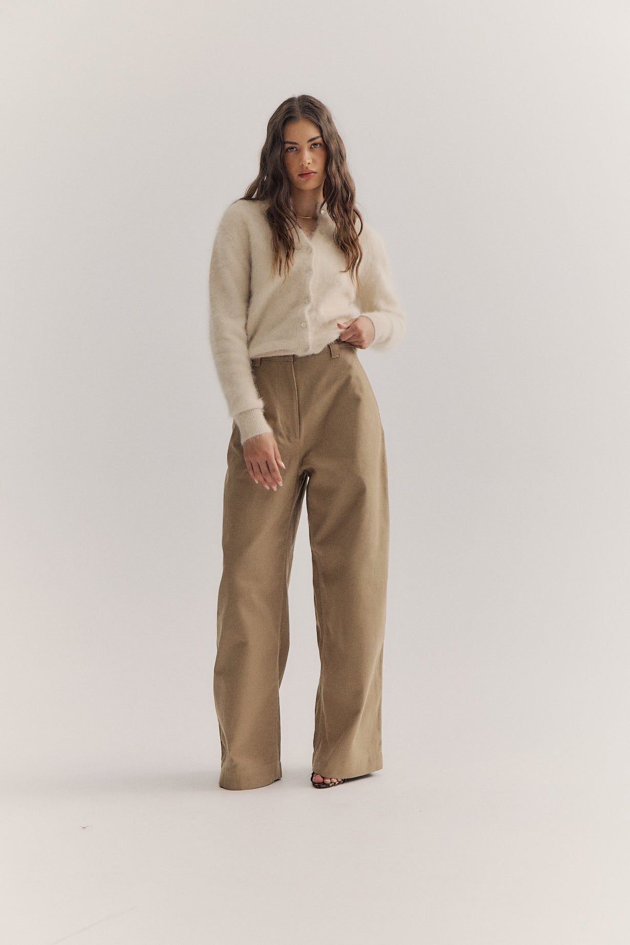 Bella Cardigan - Oatmeal