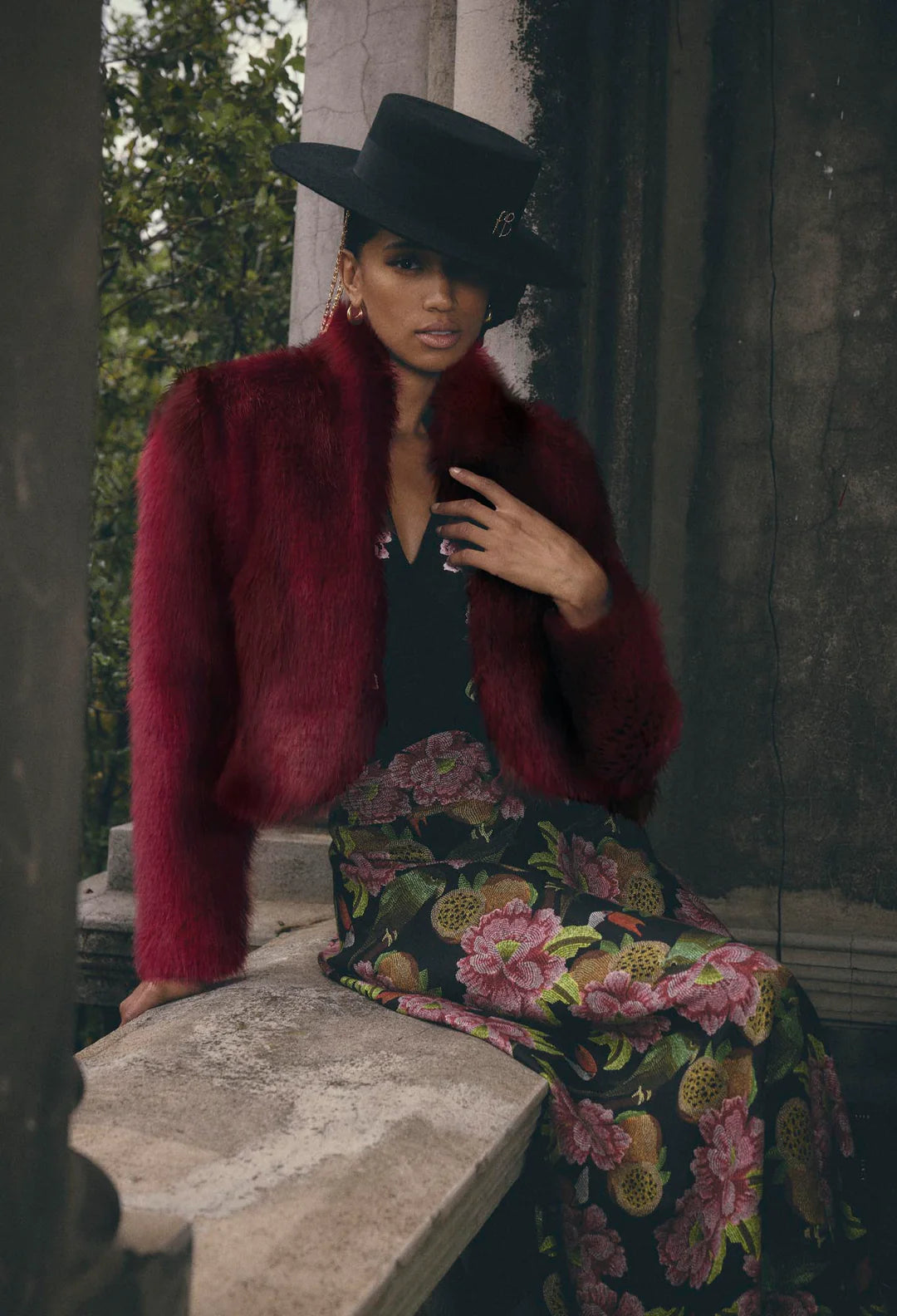 Reina Faux Fur Cropped Jacket in Rosa