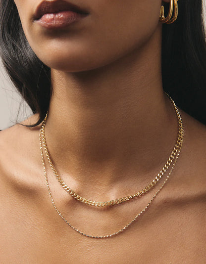 Mary Necklace