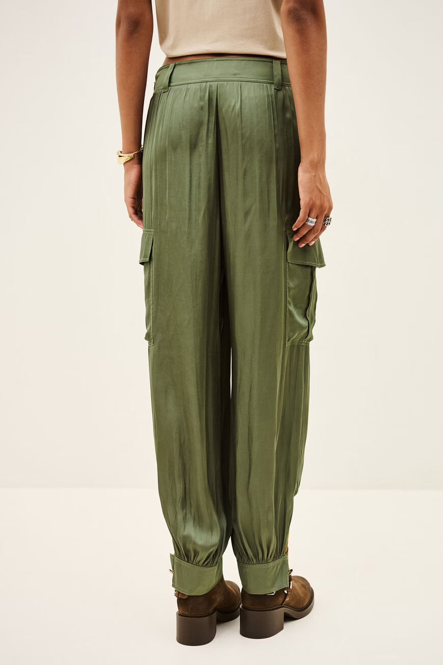 Celia Flowy Cargo trousers - Kaki