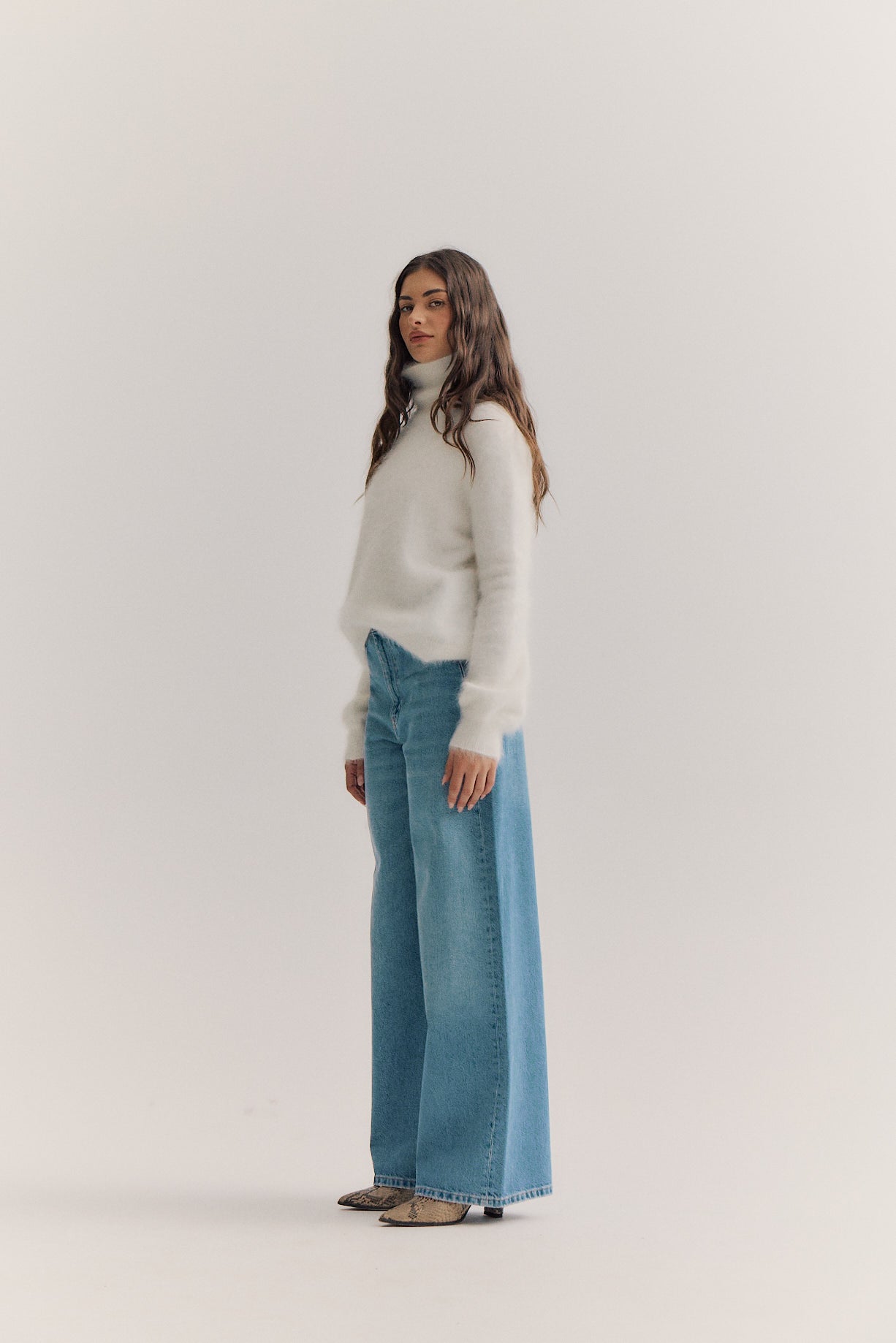 Maya Rollneck - Snow