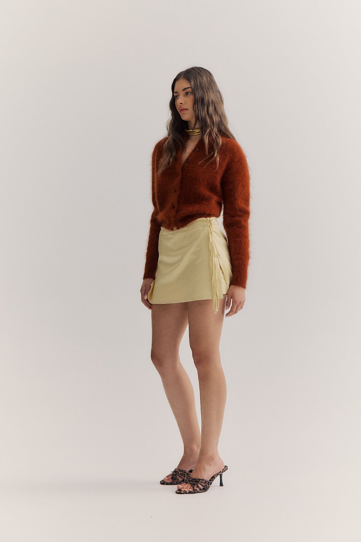 Bella Cardigan - Chocolate