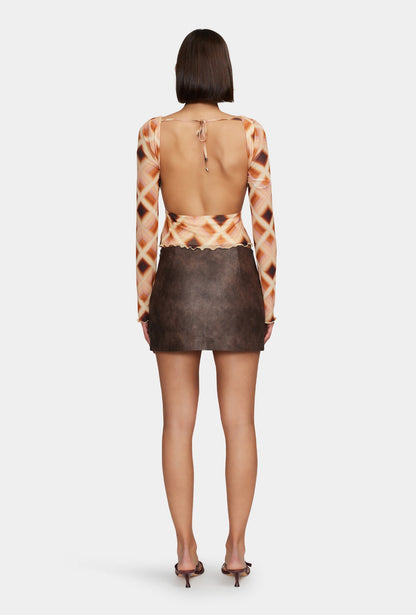 Daphne Top Caramel