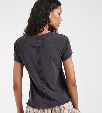 Nova Tee