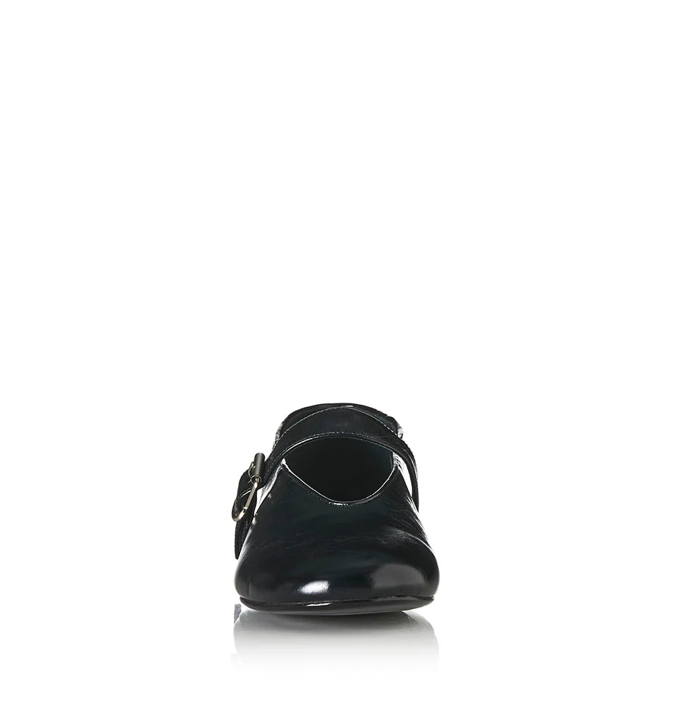 Pip - Black Oily Leather