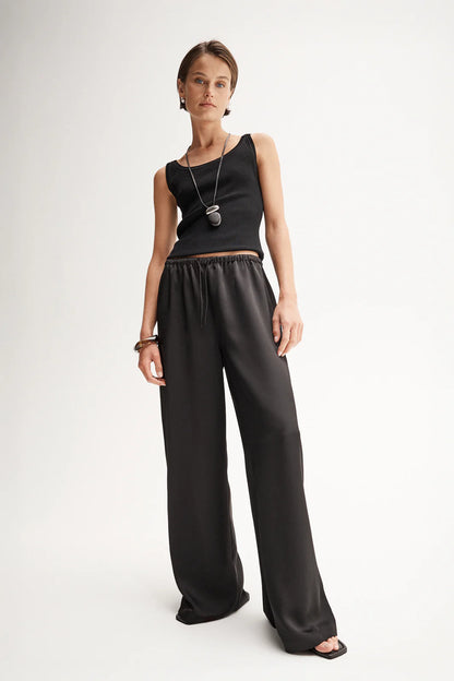 Mina Pant