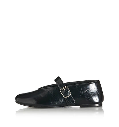 Pip - Black Oily Leather