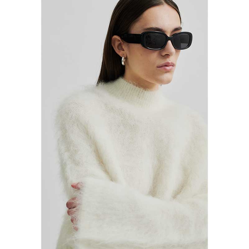 Isaky Knit