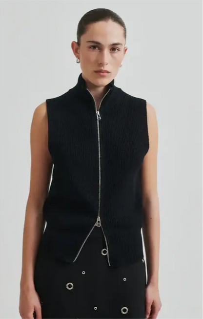 Yora Knit Zip Vest Black
