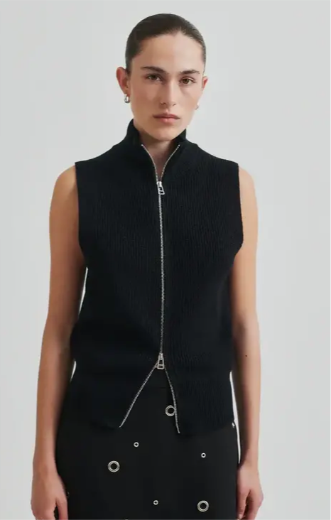 Yora Knit Zip Vest Black