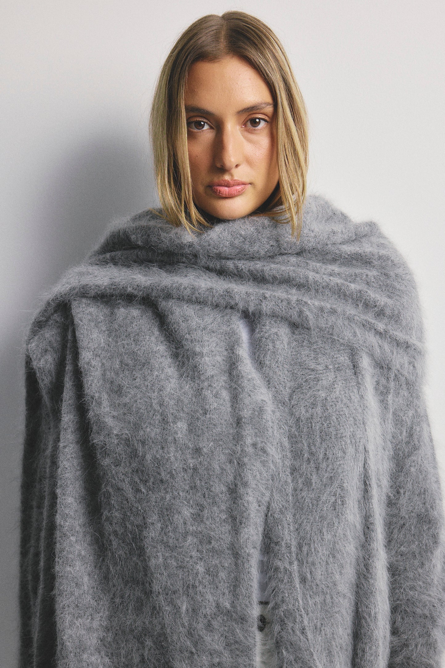 Zoe Cropped - Charcoal