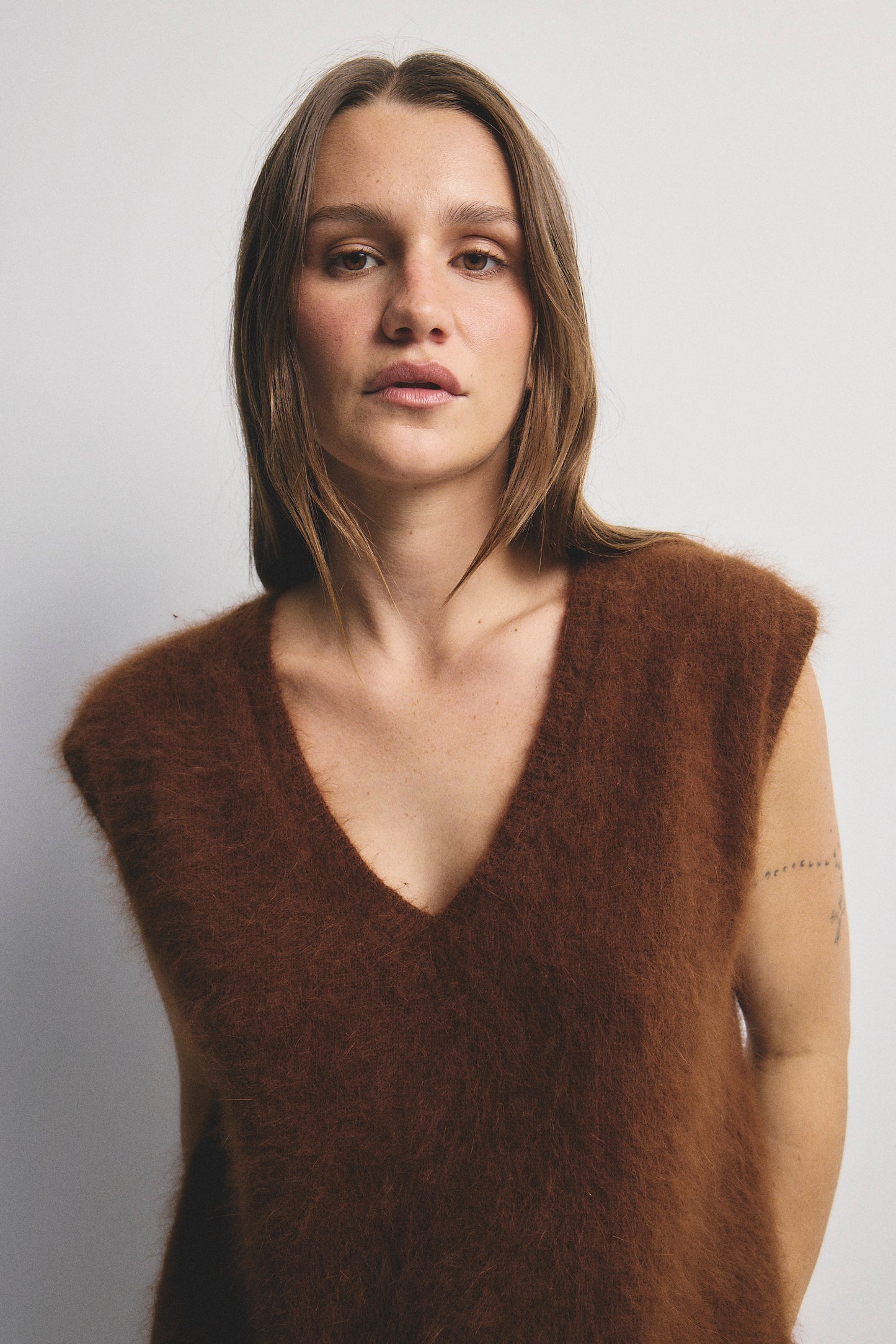 Ebony Vest - Chocolate