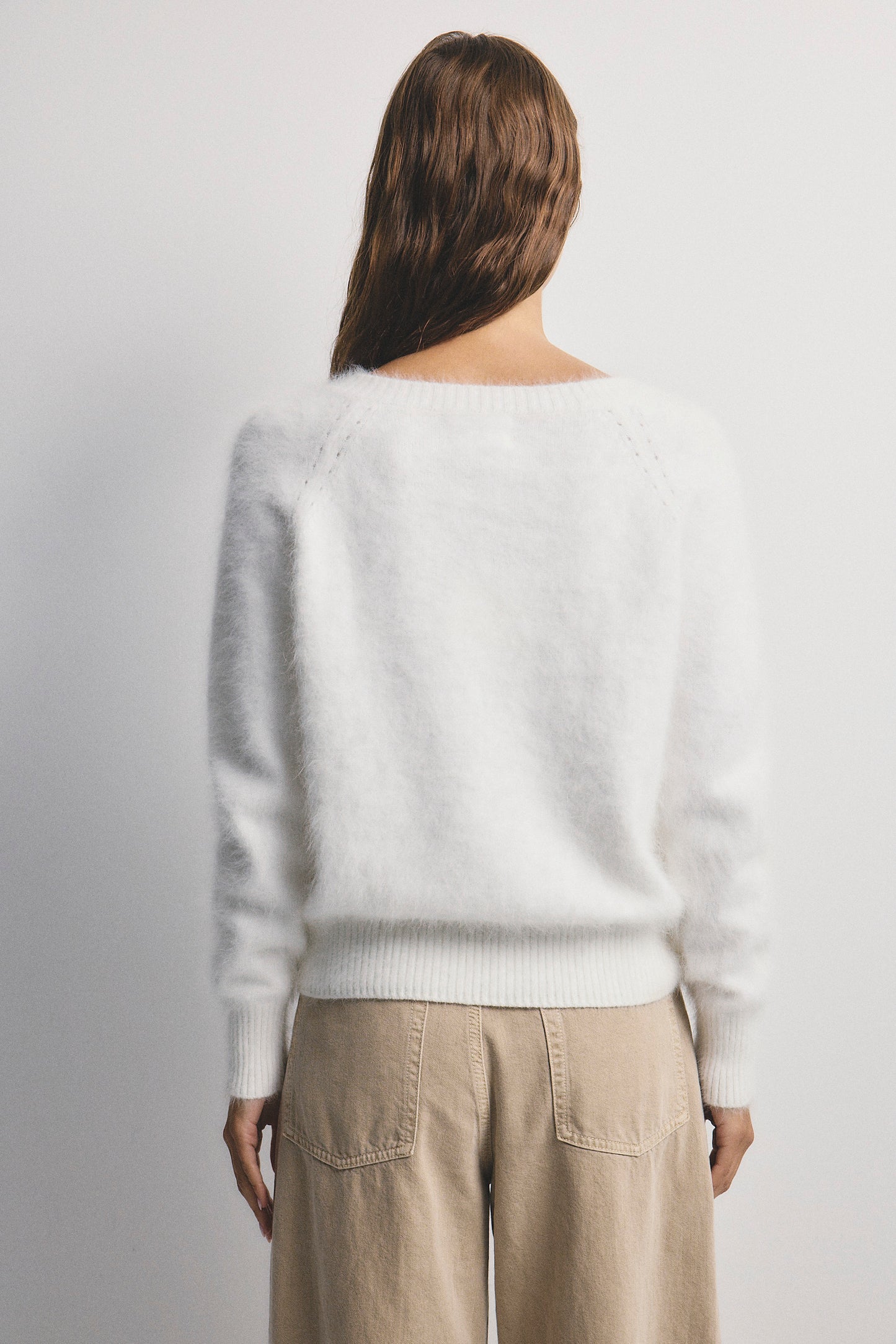 Olivia Cashmere V Neck - Snow