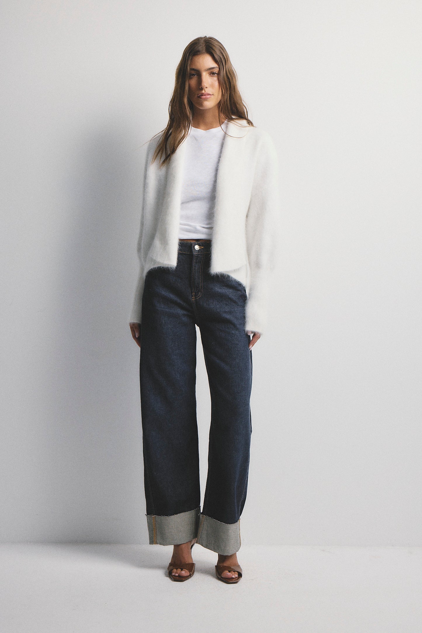 Zoe Cropped - Snow