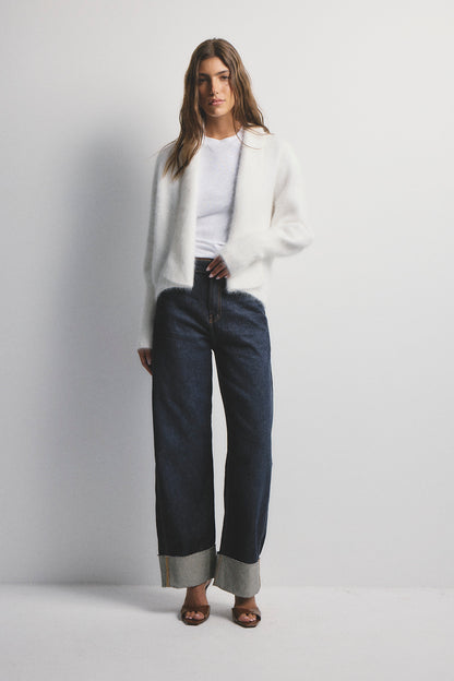 Zoe Cropped - Snow