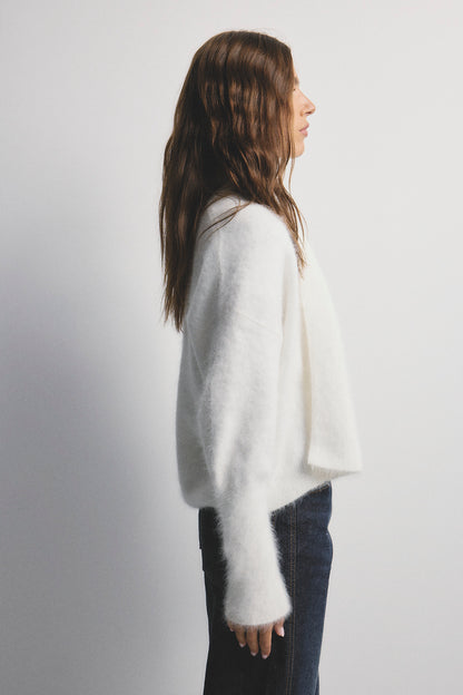 Zoe Cropped - Snow