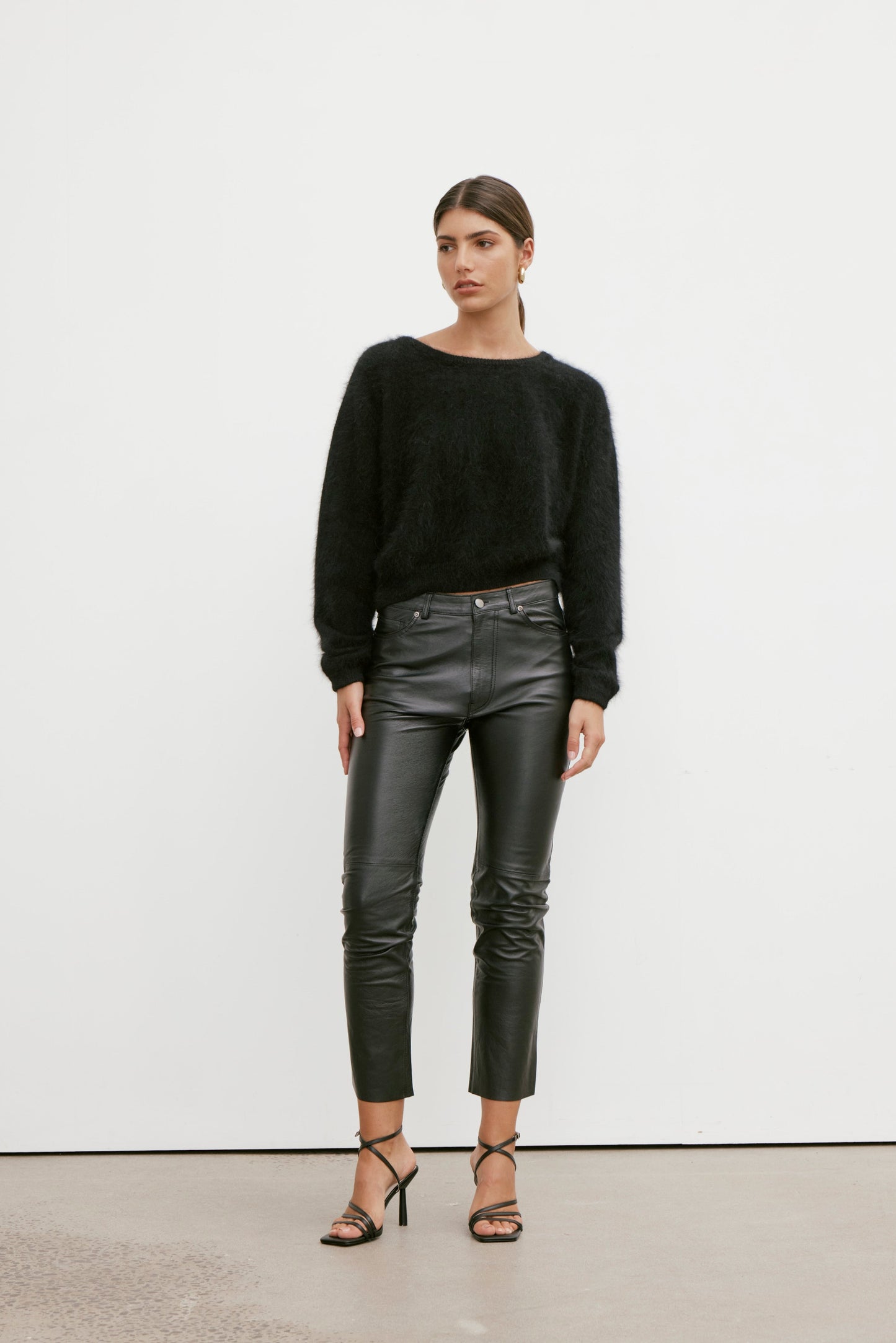 Stella Boat Neck - Black