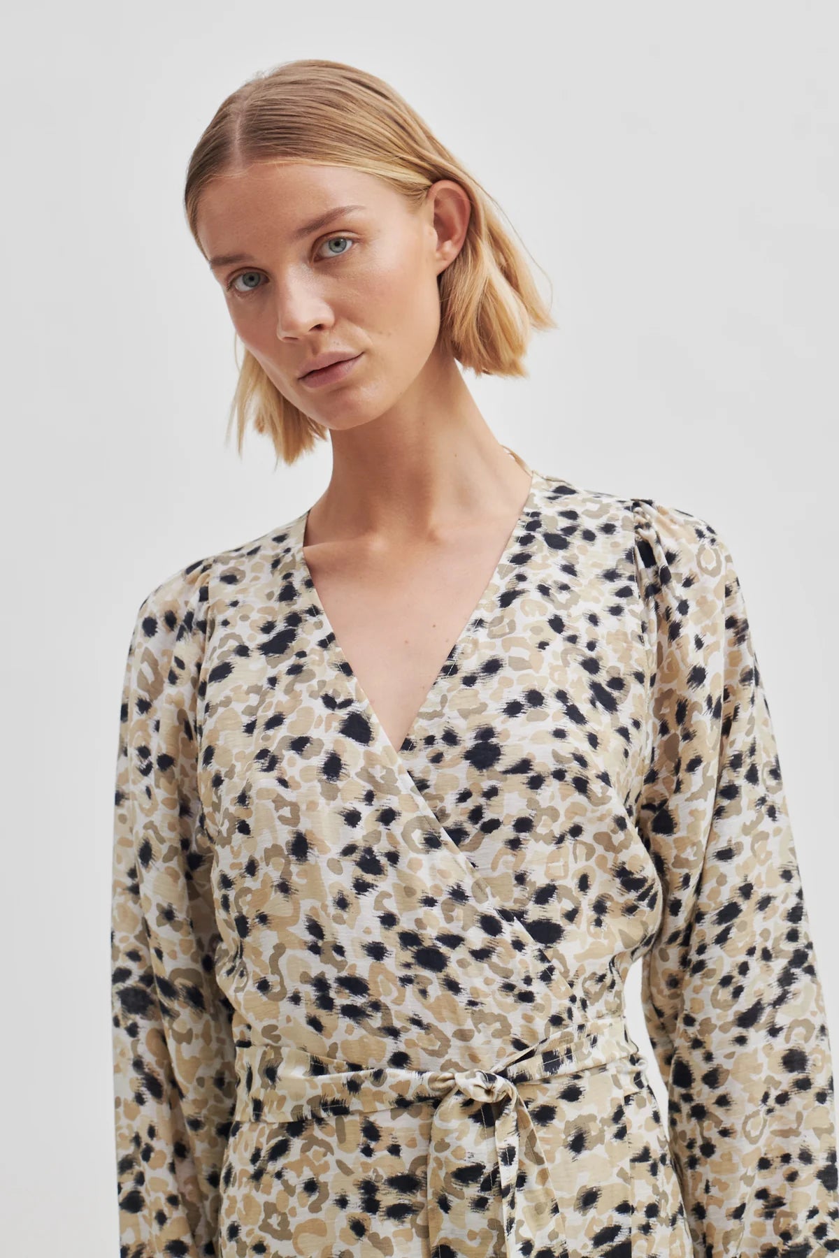 Gaura Wrap Dress
