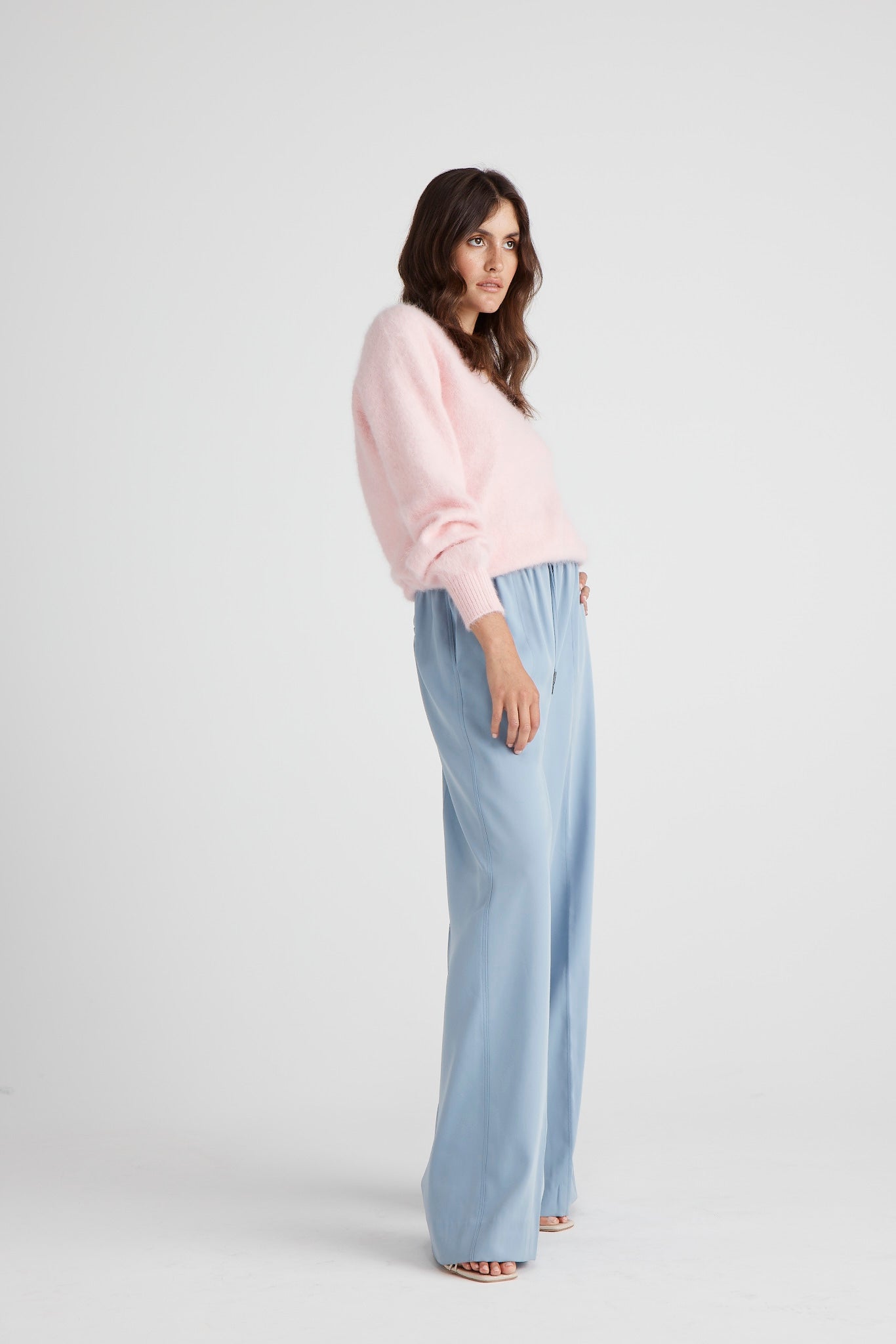 Isabella V Neck - Baby Pink