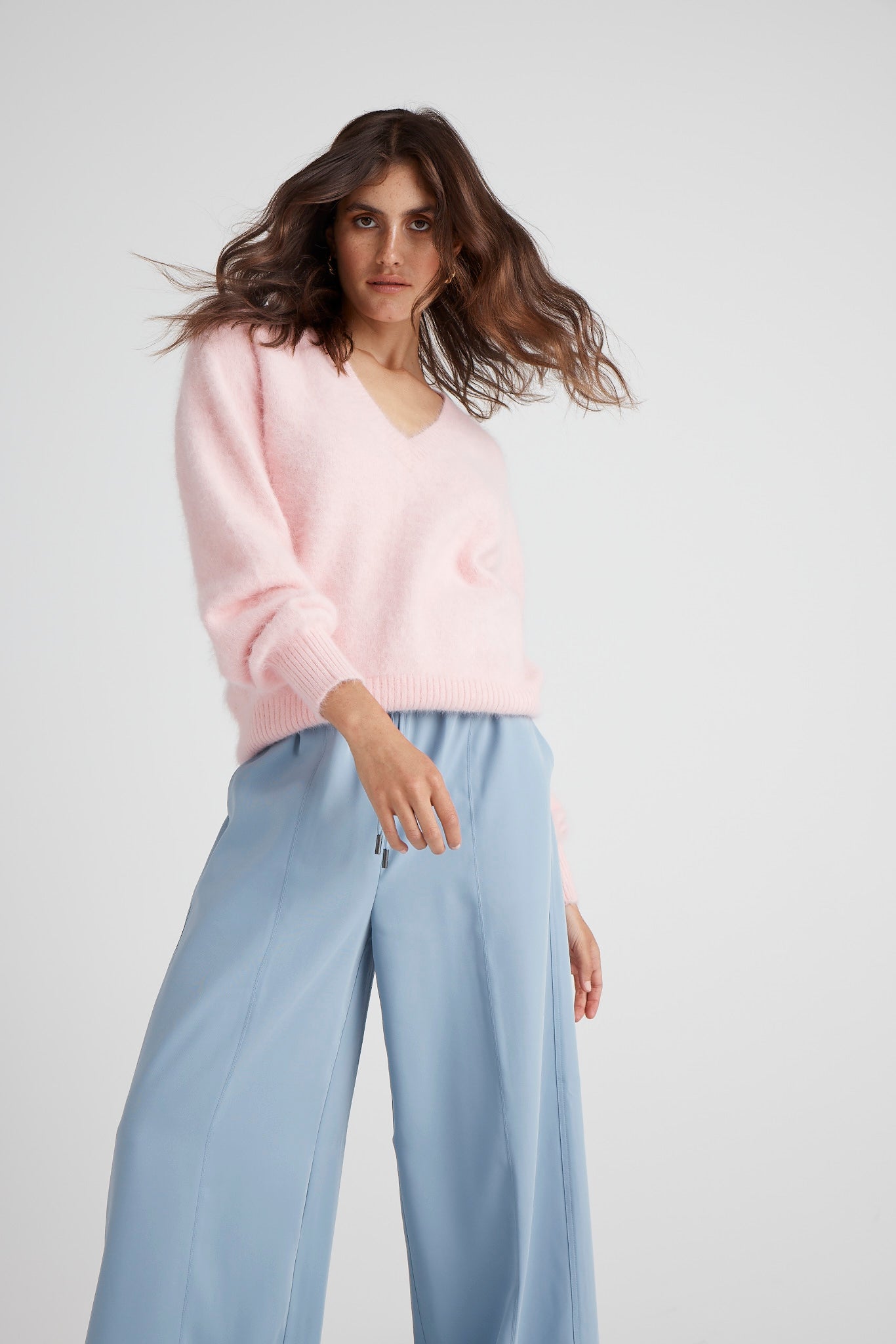 Isabella V Neck - Baby Pink