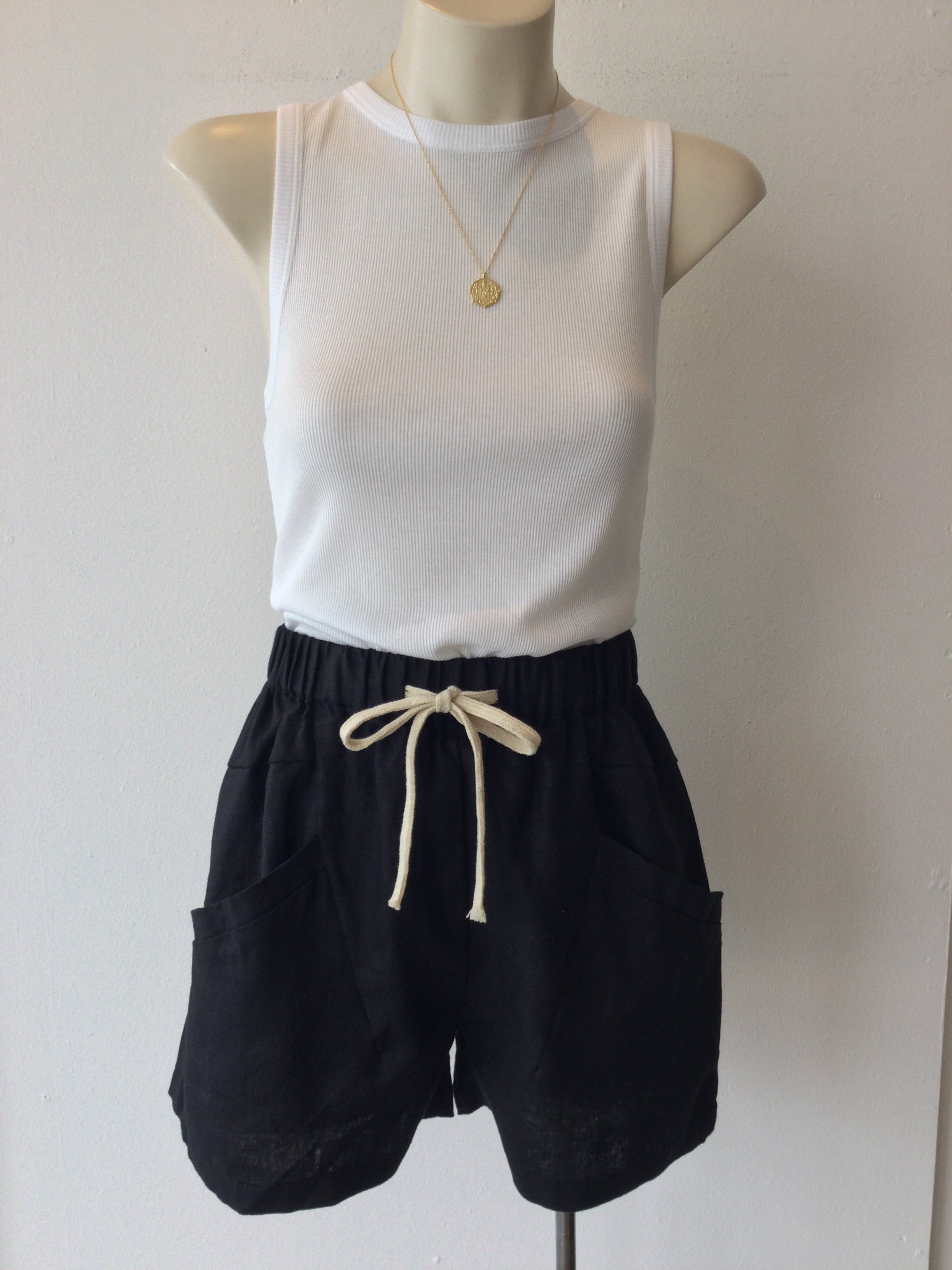 Luxe Linen Short - Black