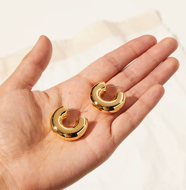 Winnie Hoop Earrings