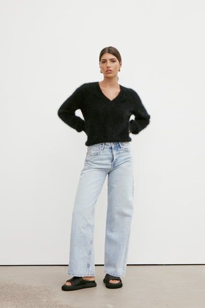Isabella V Neck - Black
